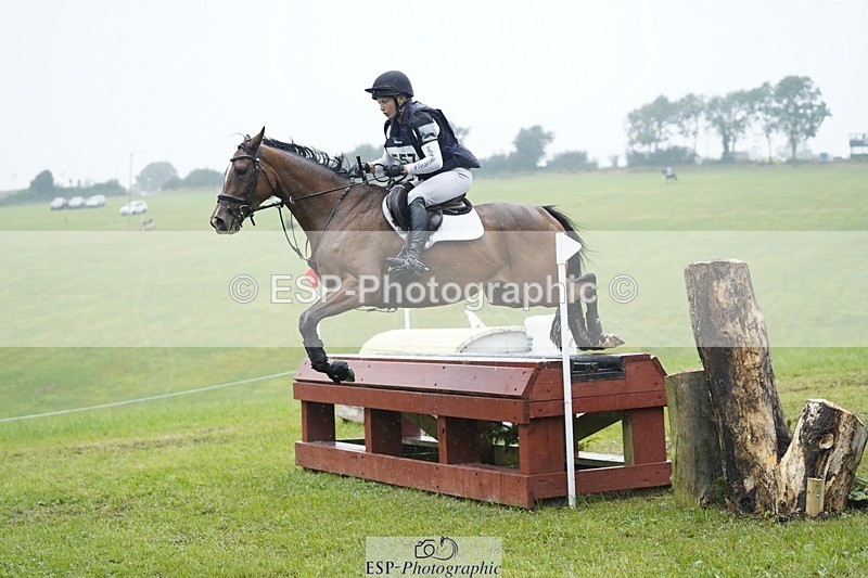 240901A-151554-10467 - 557-Sophie.Walker-ALL.ABOUT.IMAGE