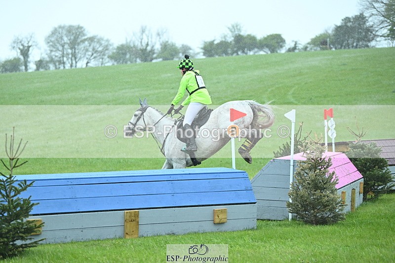 250418-121415-02686 - 071-Caitlyn.Faull-PENNINEVIEW.SUMMER