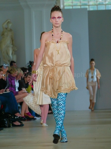  - FASHION