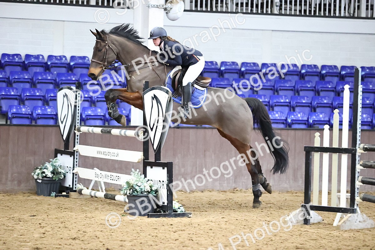 SBM_005621 - Class 17 - Senior Newcomers 1.10m