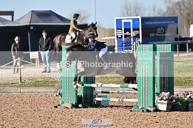 250401-172302-00390 - 70cm classes