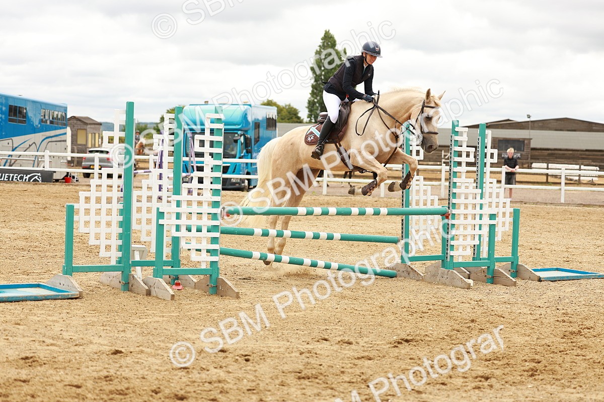 SBM_001915 - Class 9 - Senior British Novice - 90cm