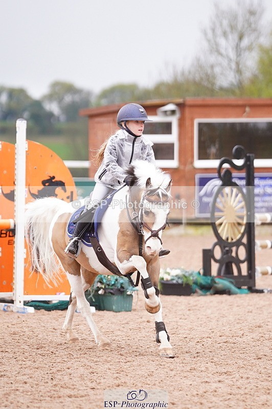 240505A-132656-06077 - Cls 18 & 19 Club & Schools 90cm