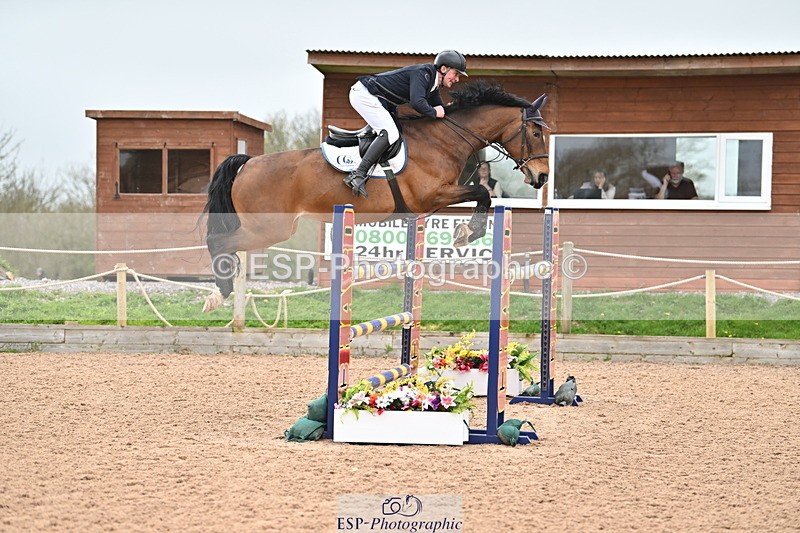 240405A-140611-01854 - Cls 5 National 1.30m Open