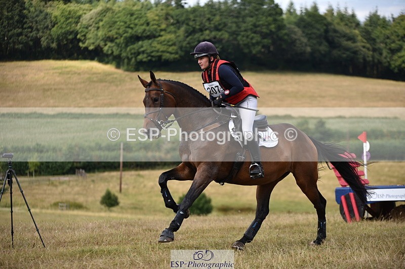 250802A-160400-07173 - E-207-Imogen.Carter-ARDNORE.EPONA