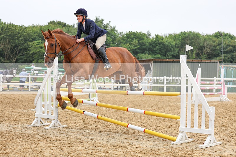 3E7A6285 - Class 8: Senior Newcomers/1.10m open