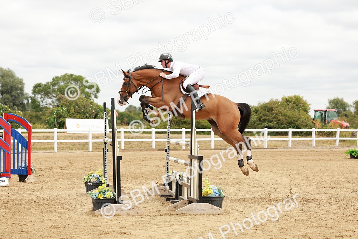 SBM_018196 - Class 21 - Senior Newcomers Championship 2d Rd