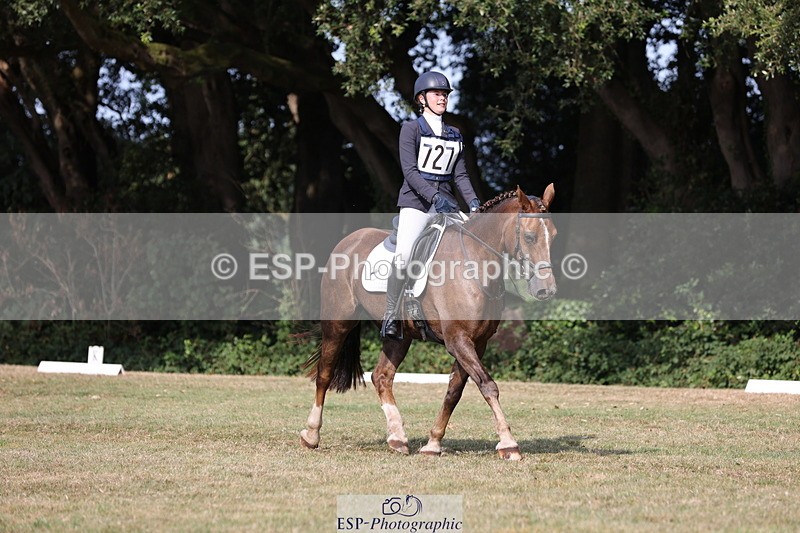 250823A-161547-33367 - PC80 Ride Off