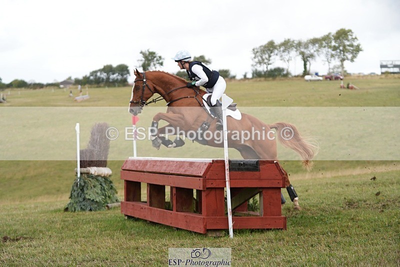 250831-104553-05696 - L-558-Lucy.Davies