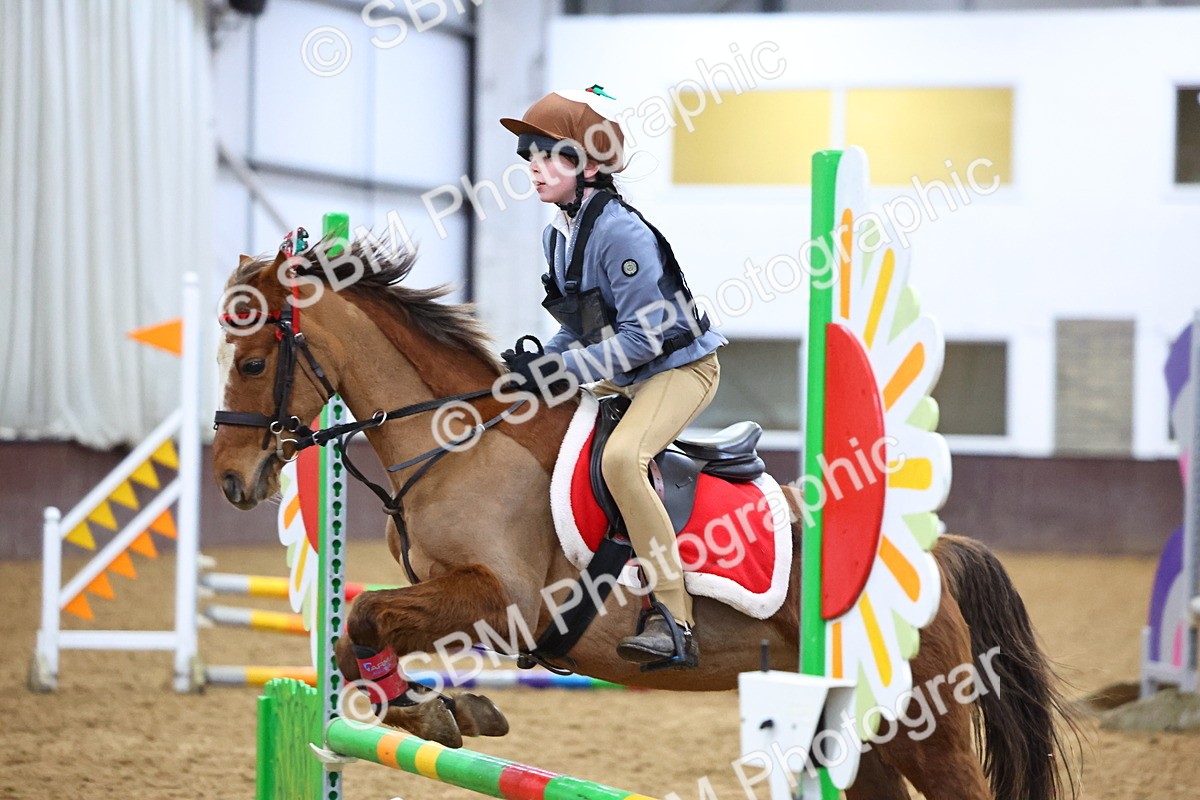 SBM_001853 - Class 4 - Festive Fences - 70cm