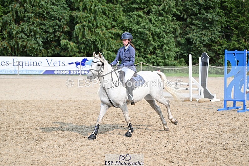 240818-161557-05366 - Cls 13 Pony Intro 70cm