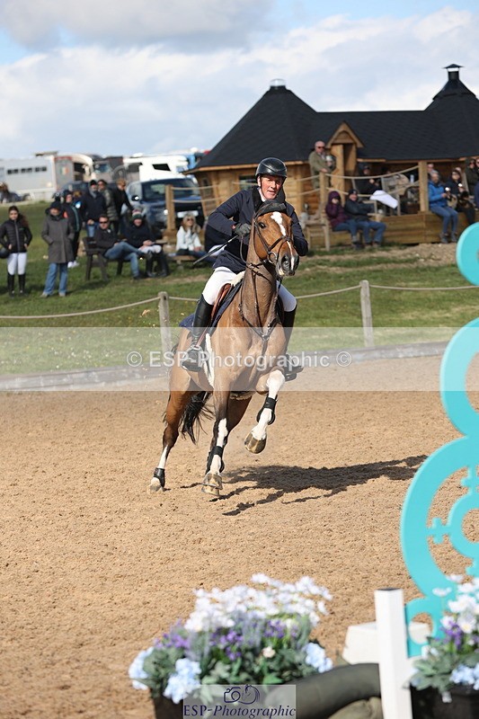 240419A-161015-09203 - Cls 10, 2 Star Big Tour 145cm  15.45 to 16.35 break