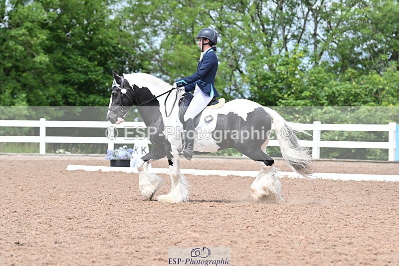 240622A-124612-10520 - Cls 37 BD Music Adv Medium