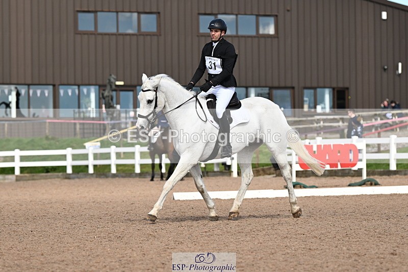 240324A-132211-03615 - Novice 27, 12.30 to 13.50