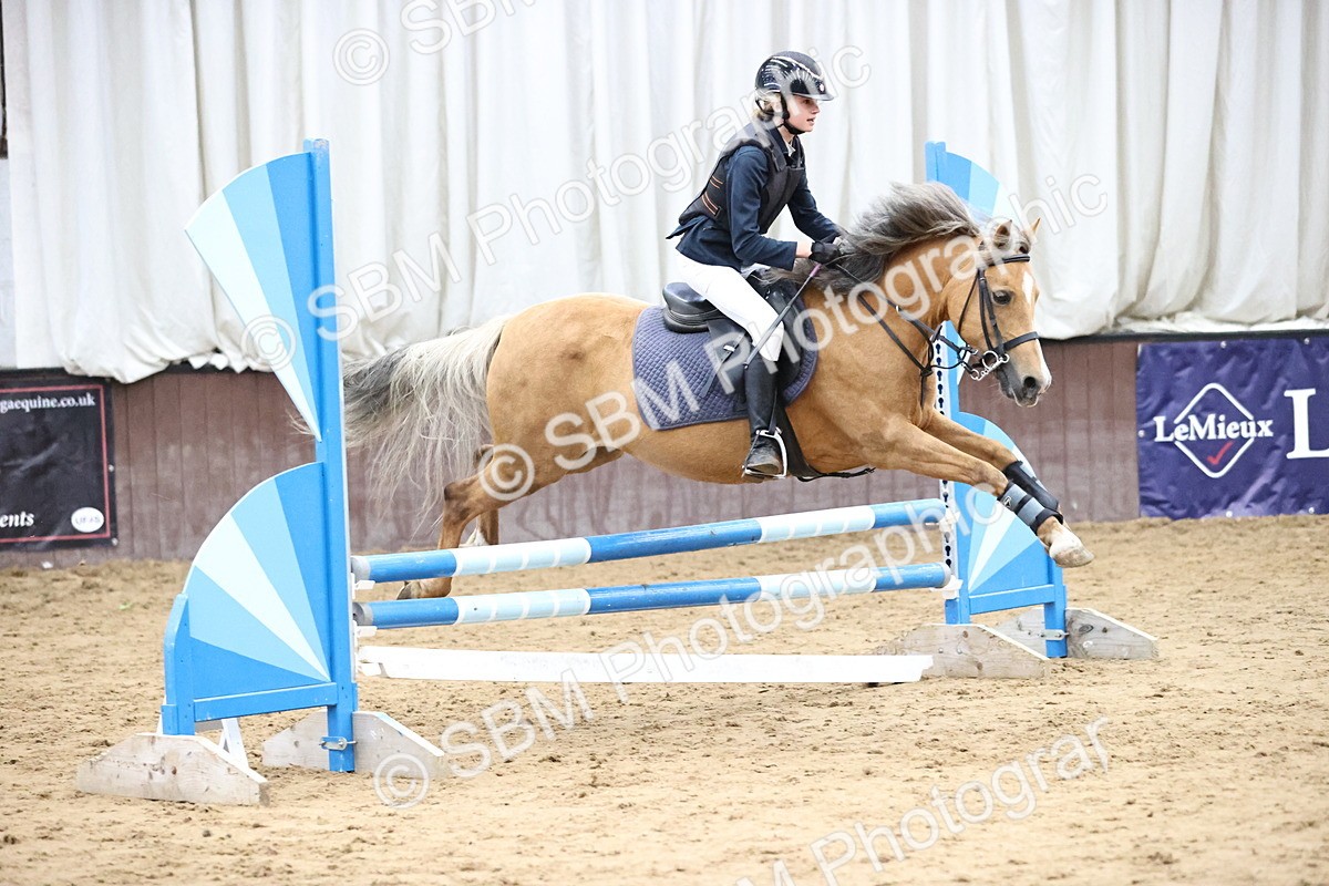 SBM_001345 - Class 5 - Henlow Veterinary Hospital 70cm