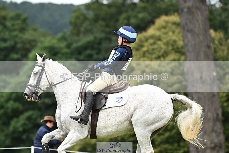 240825X-163215-37288 - 80cm XC 16.30 to 17.30