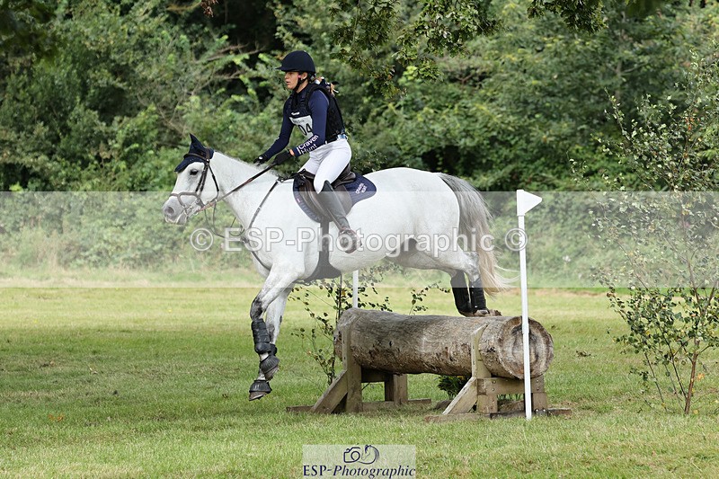 240825X-120055-32399 - 70cm XC 11.00 to 12.00