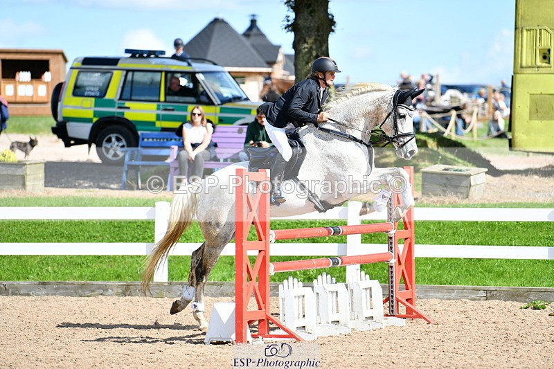 240913A-141704-04682 - Cls 24 1.05m Amateur Qualifier