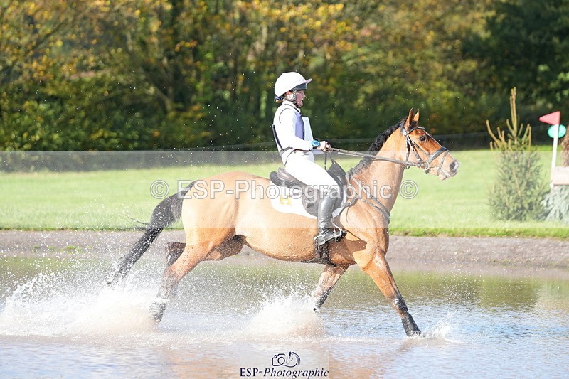 251024A-104647-06913 - A-005-Safia.Woodward