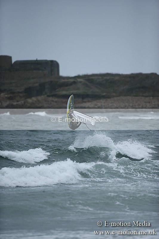 WS 150913-156 - Windsurfing