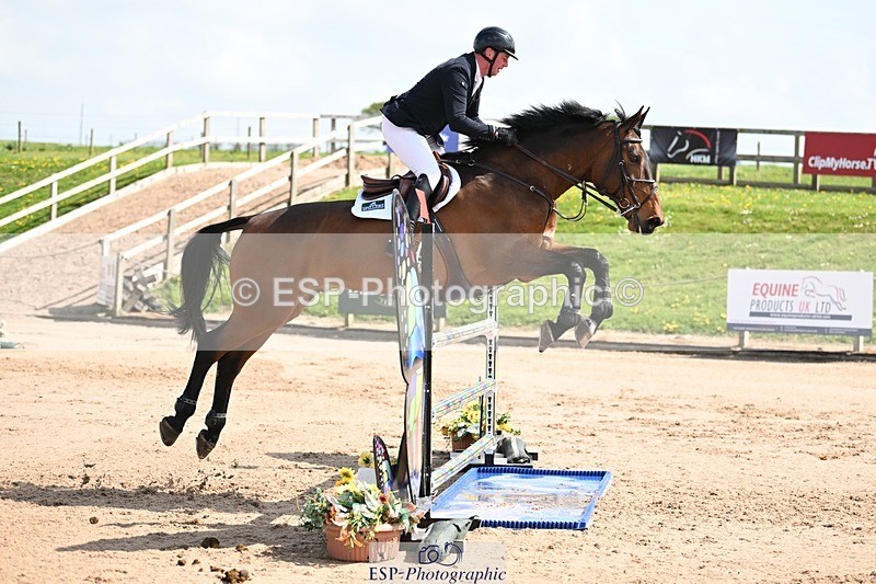 250425-113230-08939 - Cls 14 - 1 Star Bronze Tour