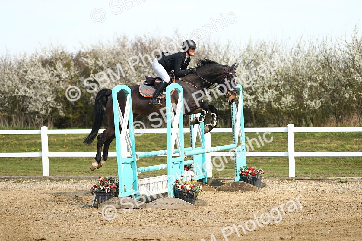 SBM_002166 - Class 9 - Senior Discovery - 1.00m