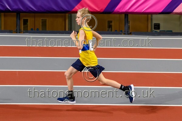 Age26SUN-910275 - Track Male Set Two