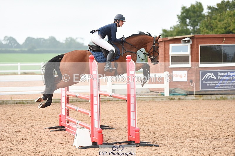 230902A-113026-00604 - Cls 8 1.05m Amateur Quali