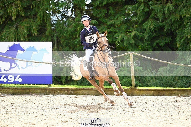 230826-130651-19146 - Round 2 Start - 13.40 coursewalk