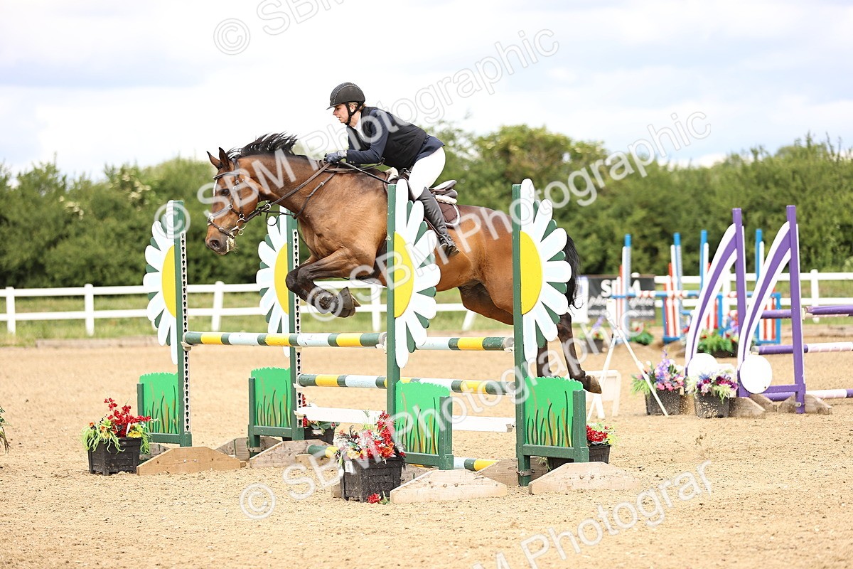 SBM_007261 - Class 18 - Senior 1.05m
