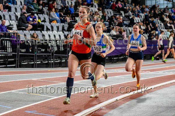 AgeInd25SAT-918892 - Track Female Set One