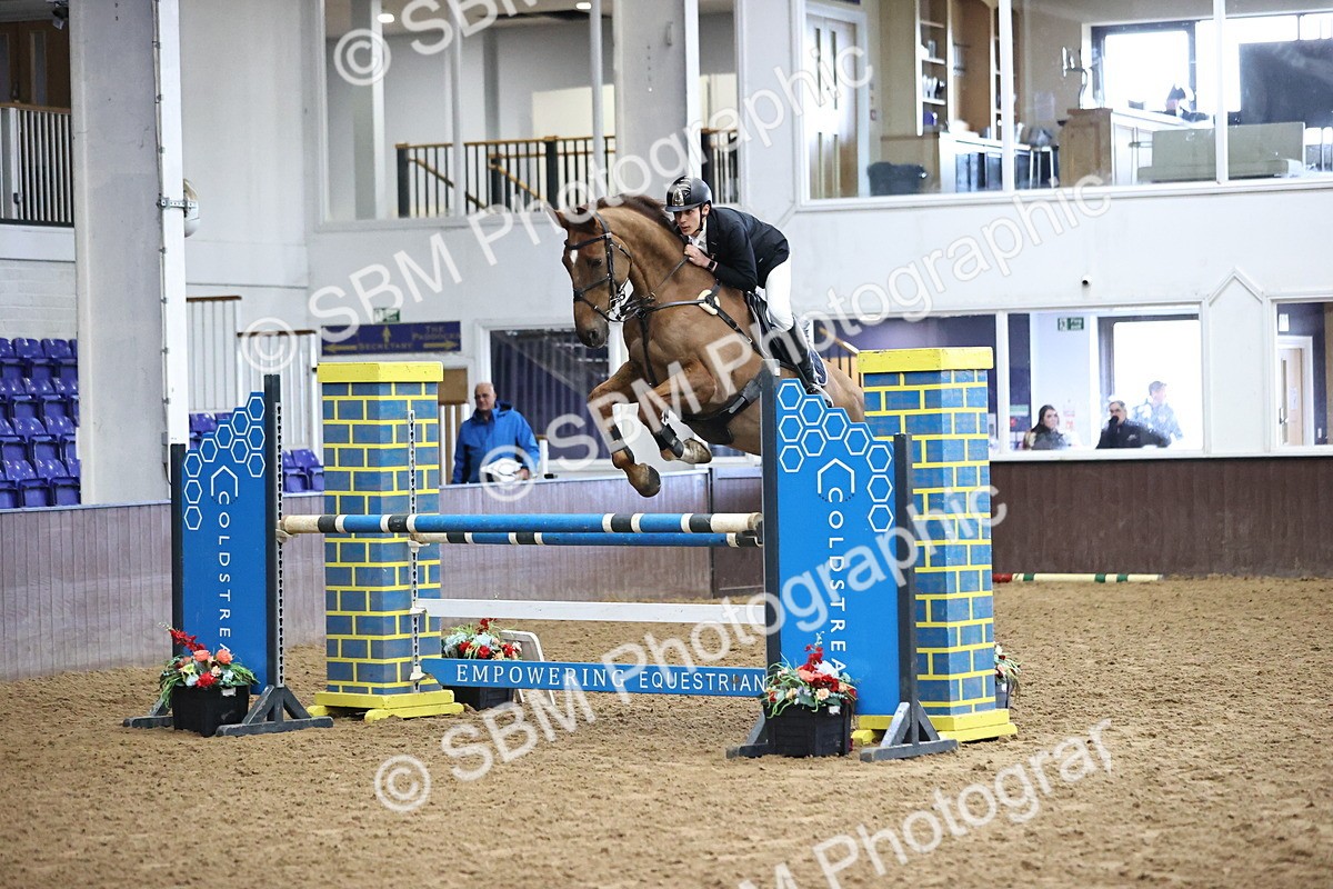 SBM_006084 - Class 16 - Senior Newcomers - 1.10m Open