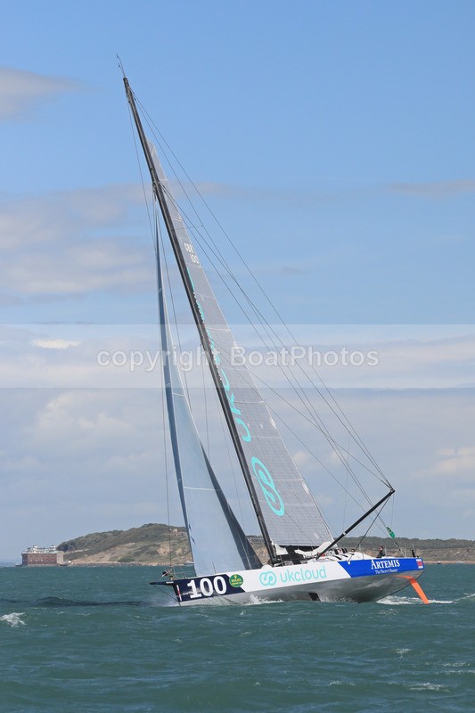 170806 UKCLOUD GBR100 ARTEMIS 1Y3A2147 - FASTNET RACE DAY 6th AUGUST 2017