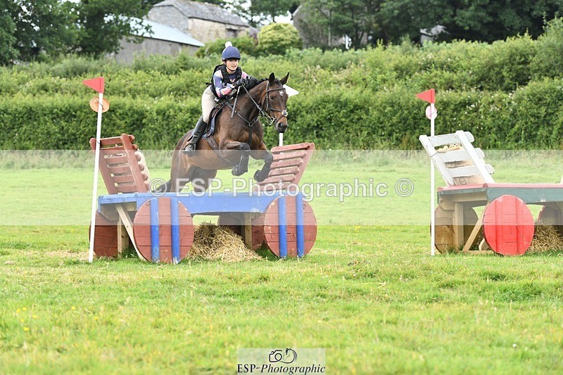 240630-123302-01082 - 916-Harriet_Parkes-Just_Henny