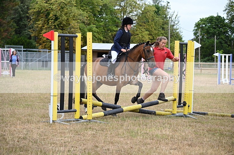WJ6_9443 - Class 12 Minimus Jumping 45cm
