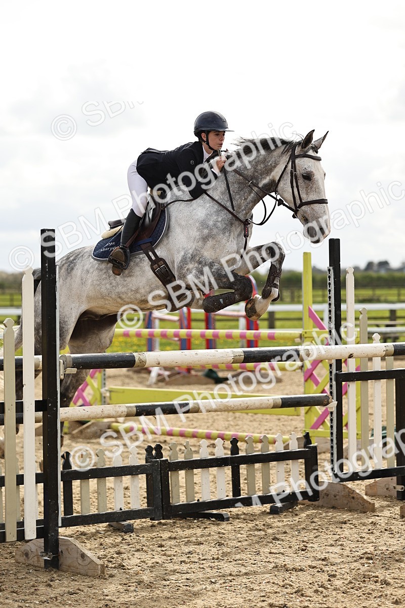 SBM_001510 - Class 5 -Senior Foxhunter - 1.20m