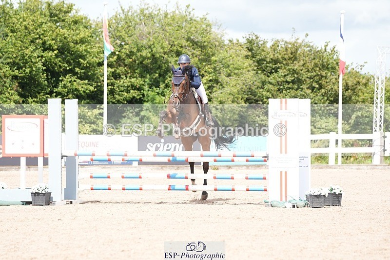 250731-115823-01571 - Cls 09  95cm Nat Am Qual