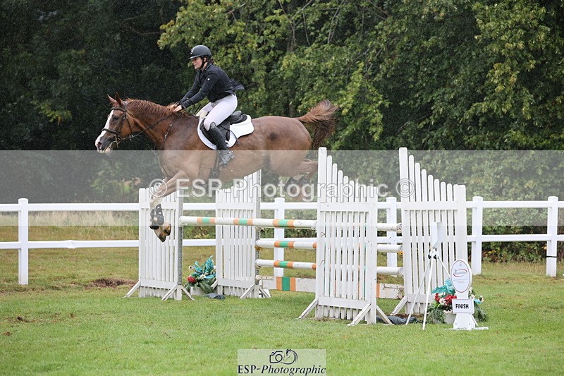 250830A-134322-06769 - Cls 16 Snr Newcomers and 1.10m Open