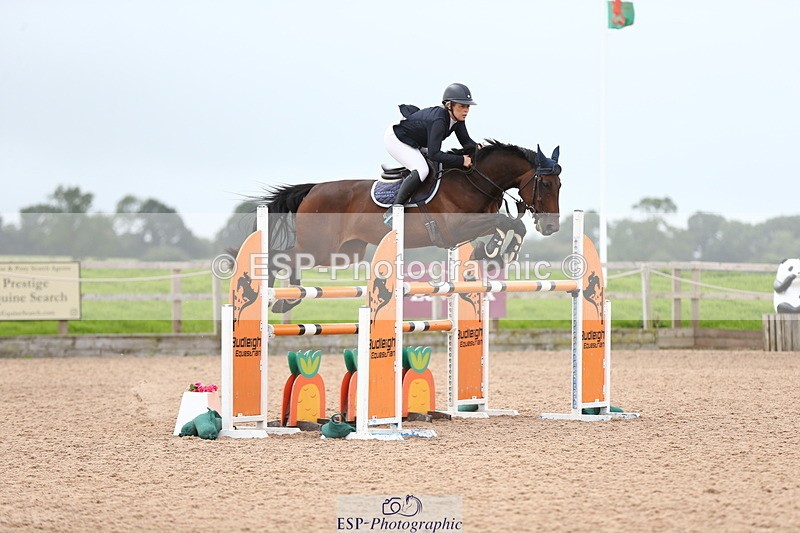 230812A-121203-08812 - Cls 32 Foxhunter