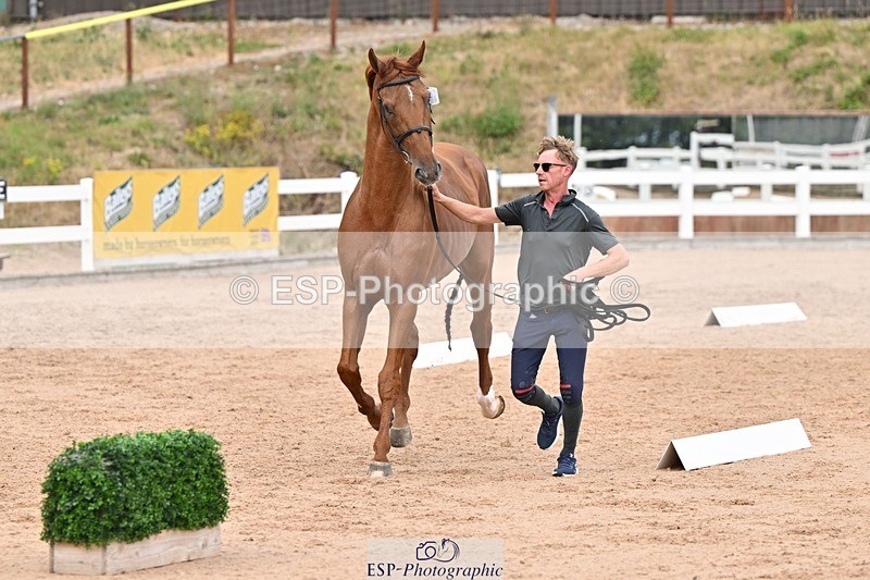 250716-163830-02696 - Trot Up 4.30 to 5.00