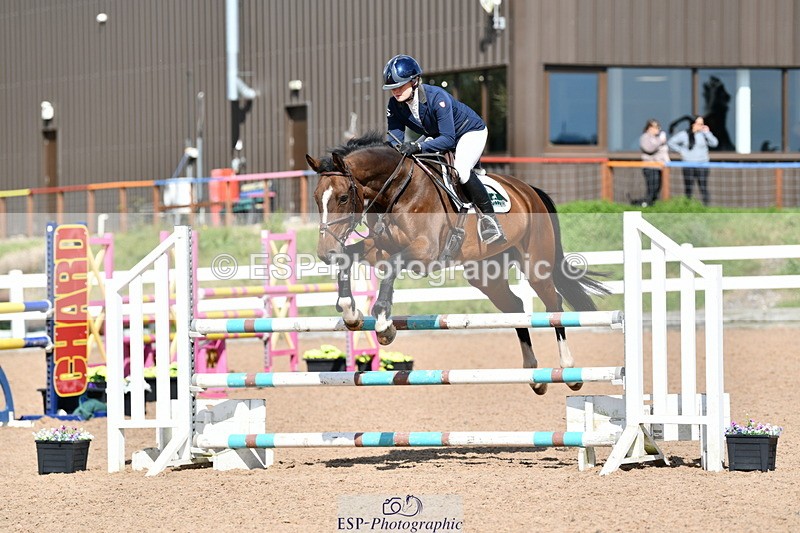 240913A-142253-04703 - Cls 24 1.05m Amateur Qualifier