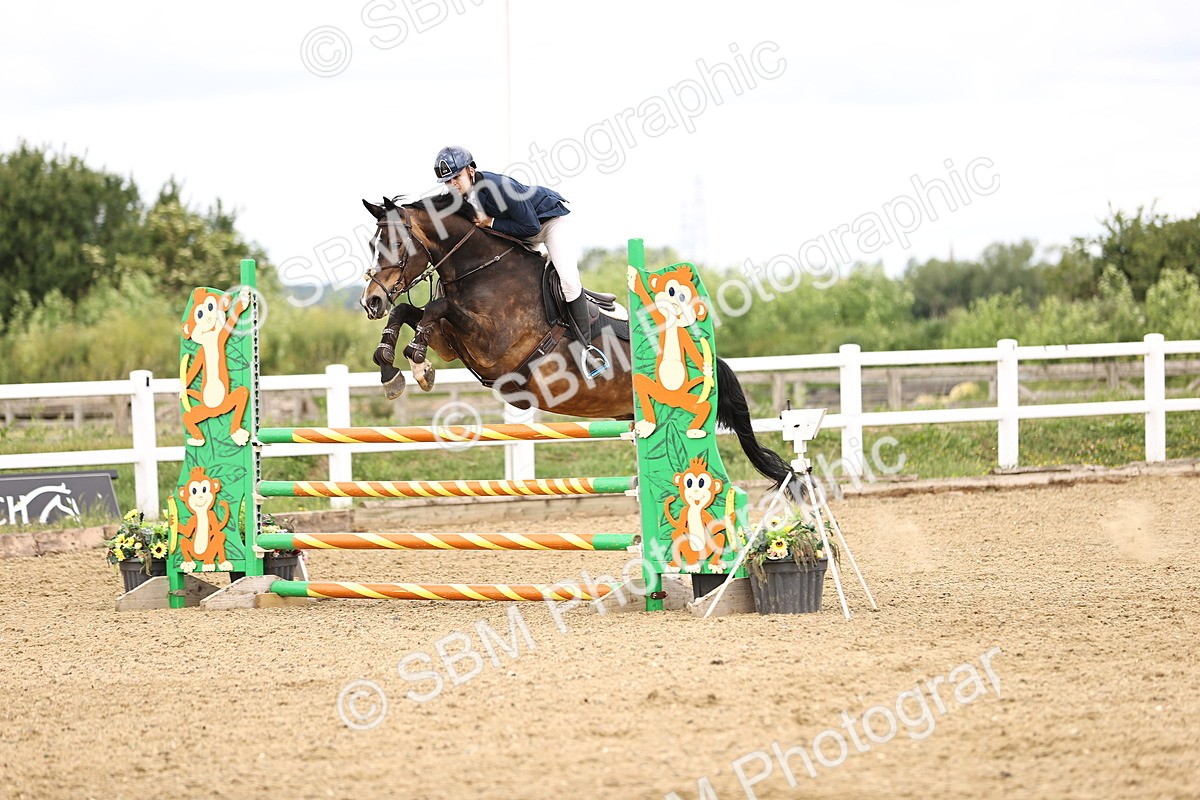 SBM_007392 - Class 18 - Senior 1.05m