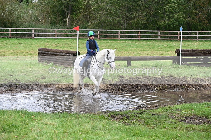 WJ6_6963 - Time at Photographer 13:06 to 13:23