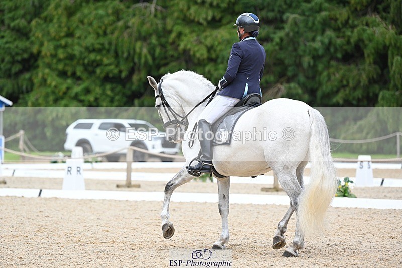 230813-173031-08669 - Cls 14 Medium Silver 16.45 to End