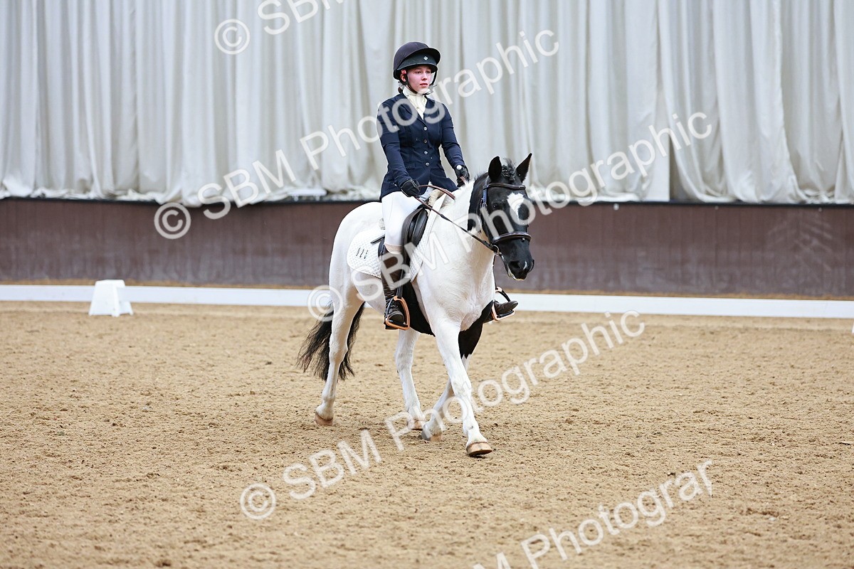 SBM_002922 - Class 14 - Novice 2
