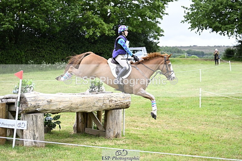 250524A-093656-08353 - A-006-Holly.Clarke-NICO