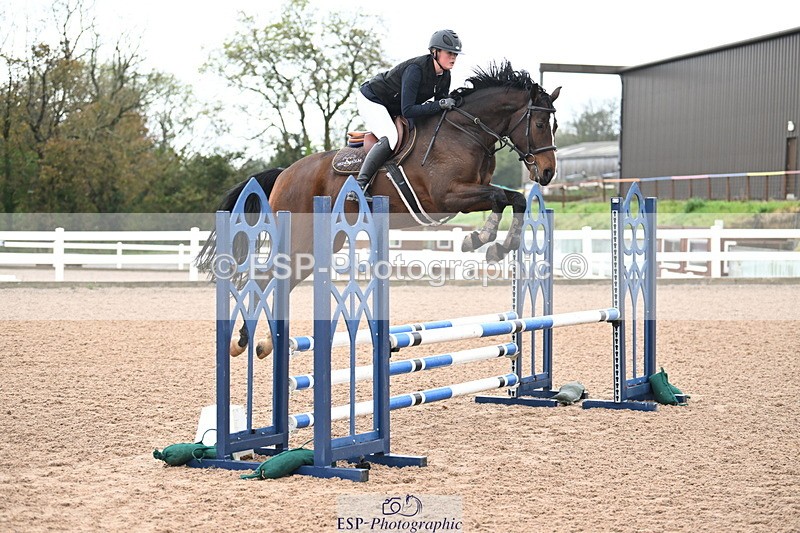 241023A-110235-00447 - Cls 1 British Novice and 90cm Open