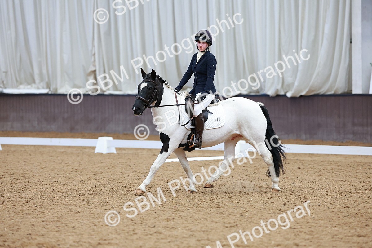 SBM_002907 - Class 14 - Novice 2