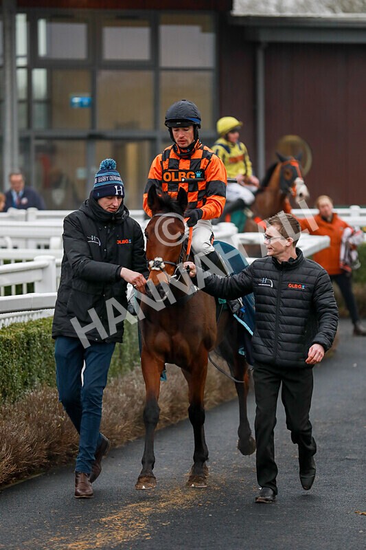 310125-Race 3-Turn And Finish-4444 - Race 3