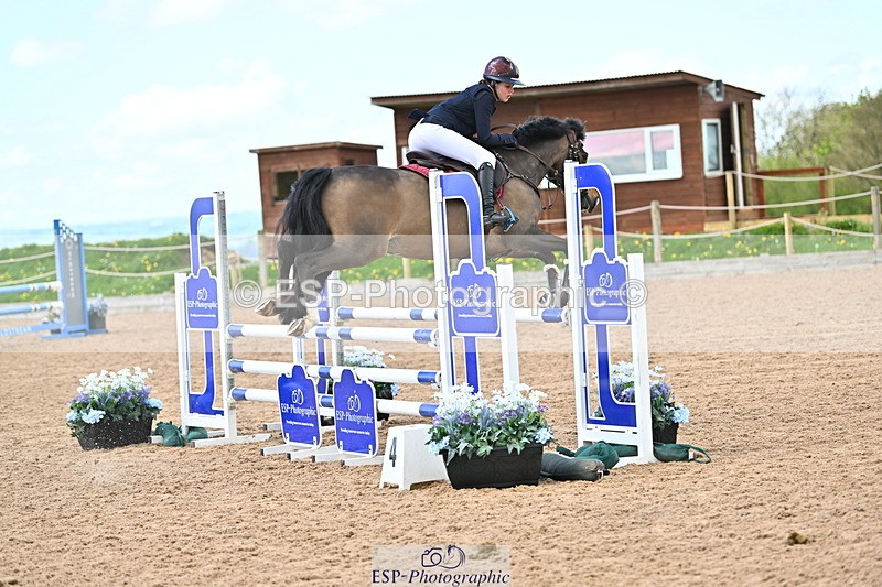 240504A-120333-01388 - Cls 3 Pony Discovery & 90cm Open